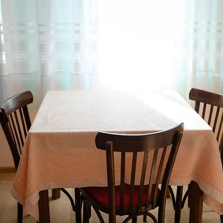 Apartament Back In Time Warna